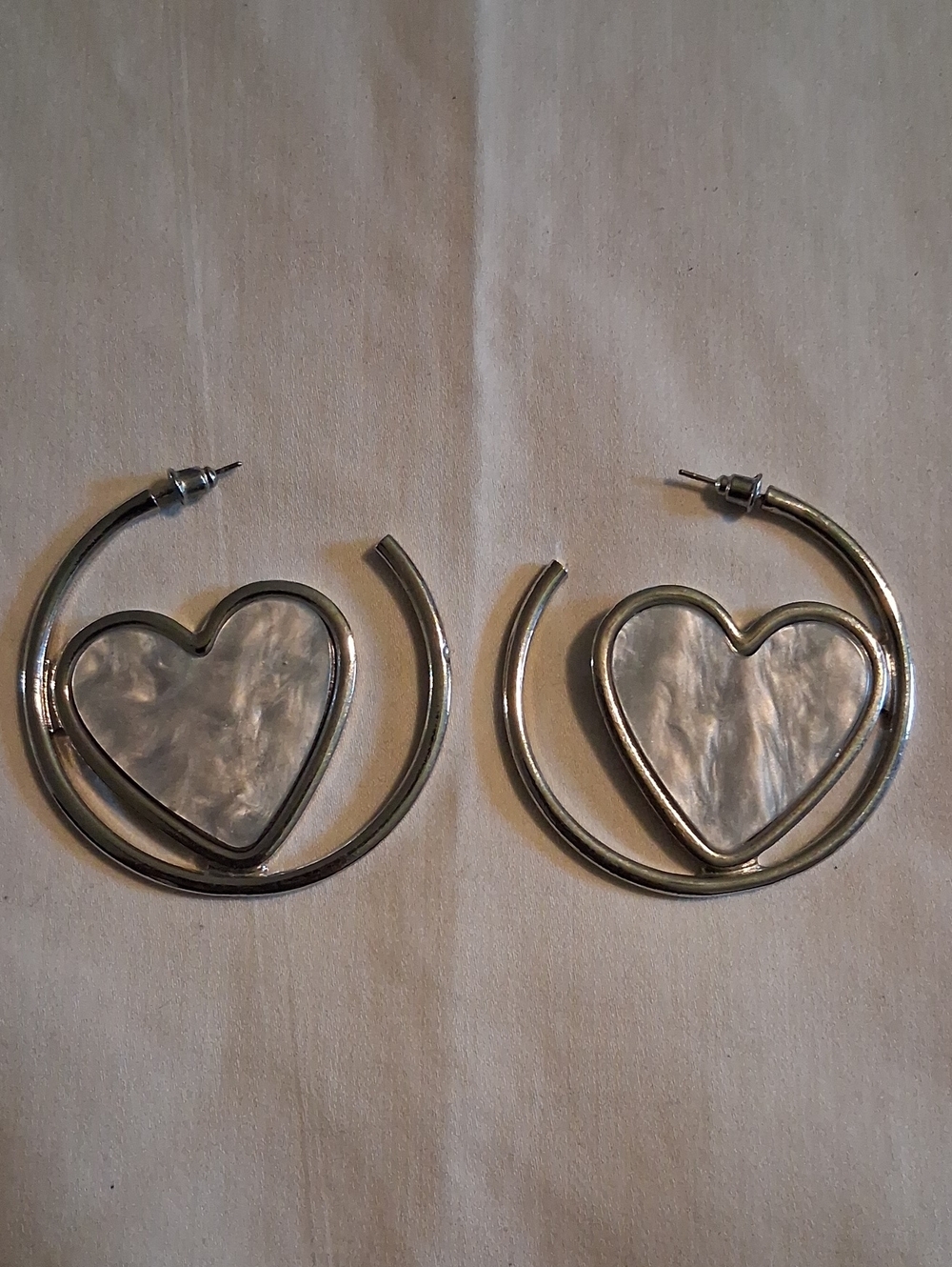 Asymmetrical Silver Hoop Earrings White Faux Marble Heart Acetate Dangle